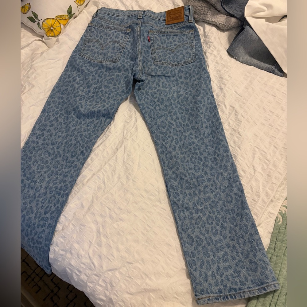 Wedgie Straight Levi's